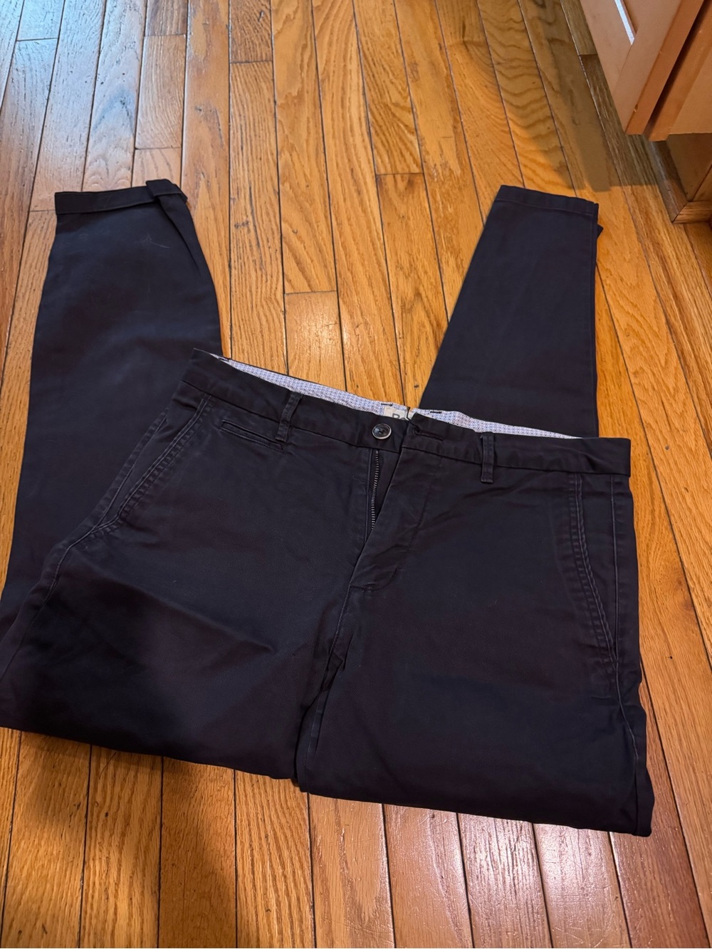 Classic Black Men's Chino Pants - Modern Straight Fit